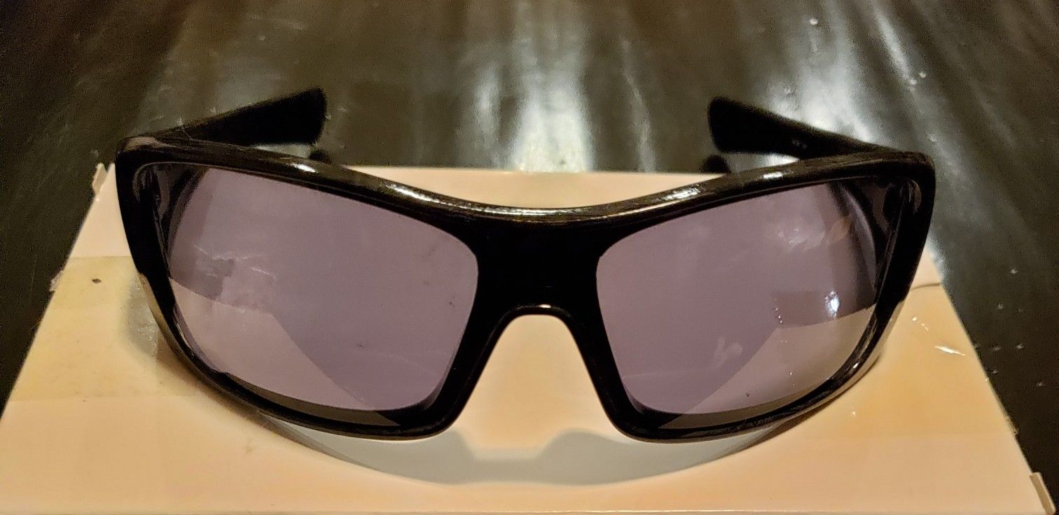 Oakley Antix Sunglasses