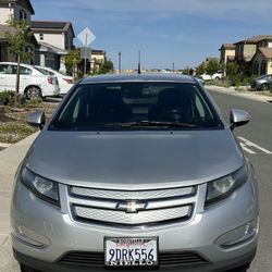 2015 Chevy VOLT, Luxury Hybrid, Leather with LOW MILEAGE!!!