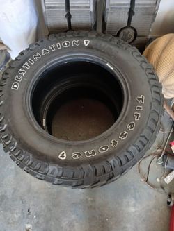 LT255/75R17