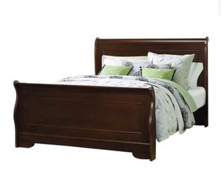 Sleigh Bed Queen