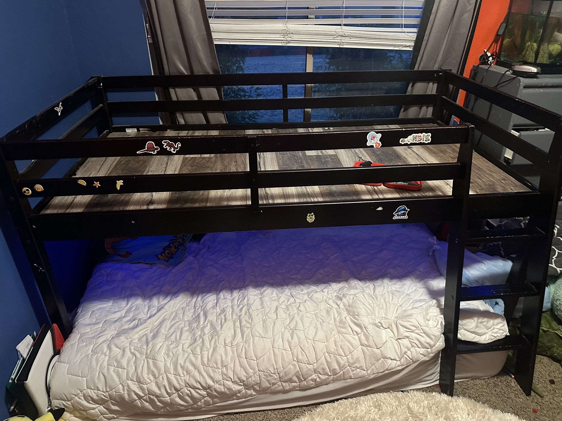 Kids Bunk bed 
