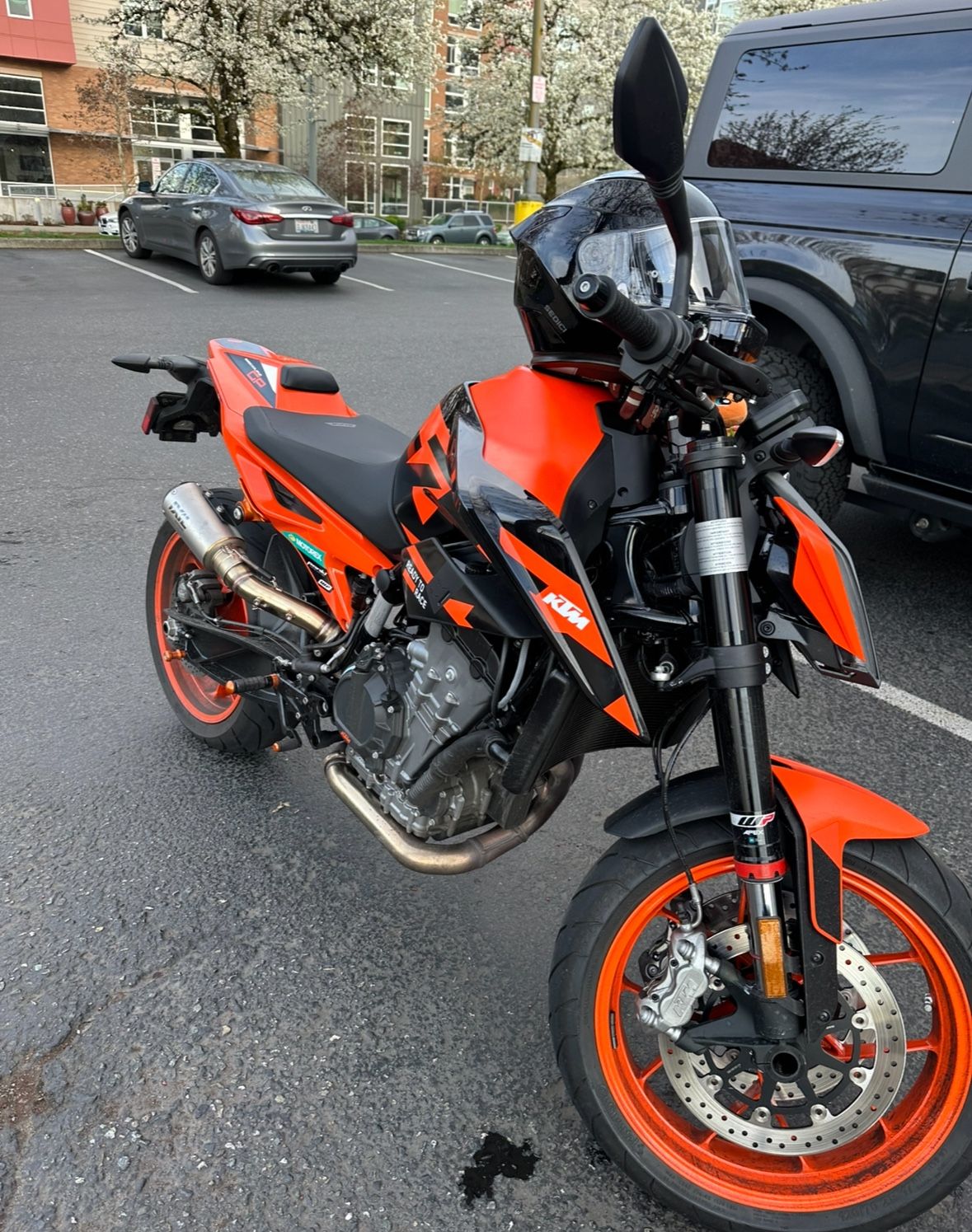 2022 KTM Duke 890
