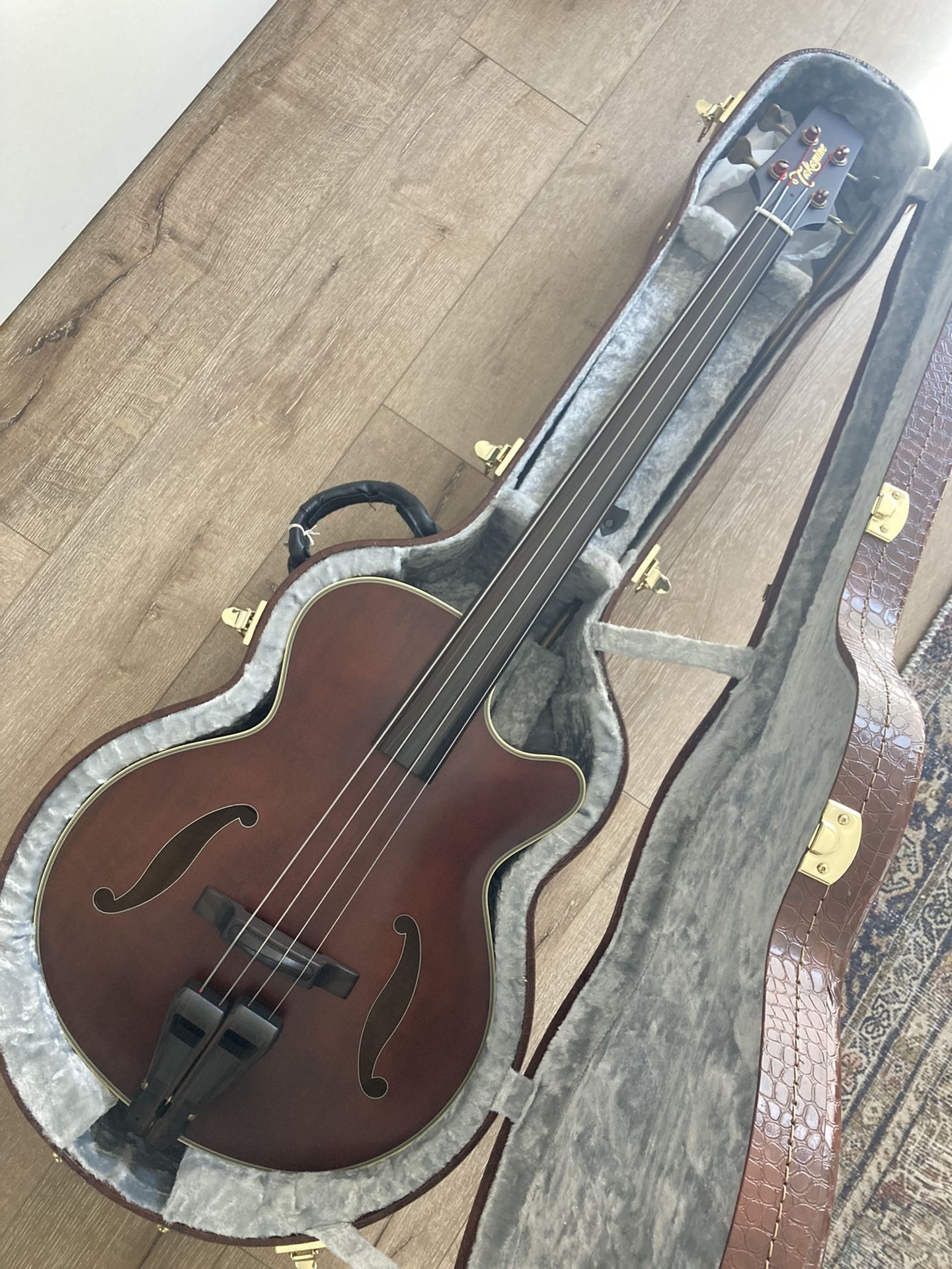 Takamine TB10 Acoustic Electric Bass Guitar
