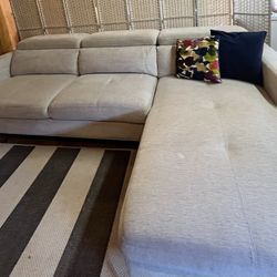 Sectional Couch (can Deliver)
