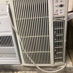 28500 Btu Air Conditioner $225