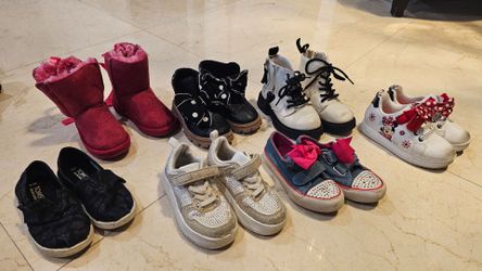 Girl shoes size 9 and 10 (3-5 years old)