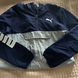 Puma  Jacket V Size 14/16  