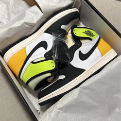 Jordan Retro 1 Volt
