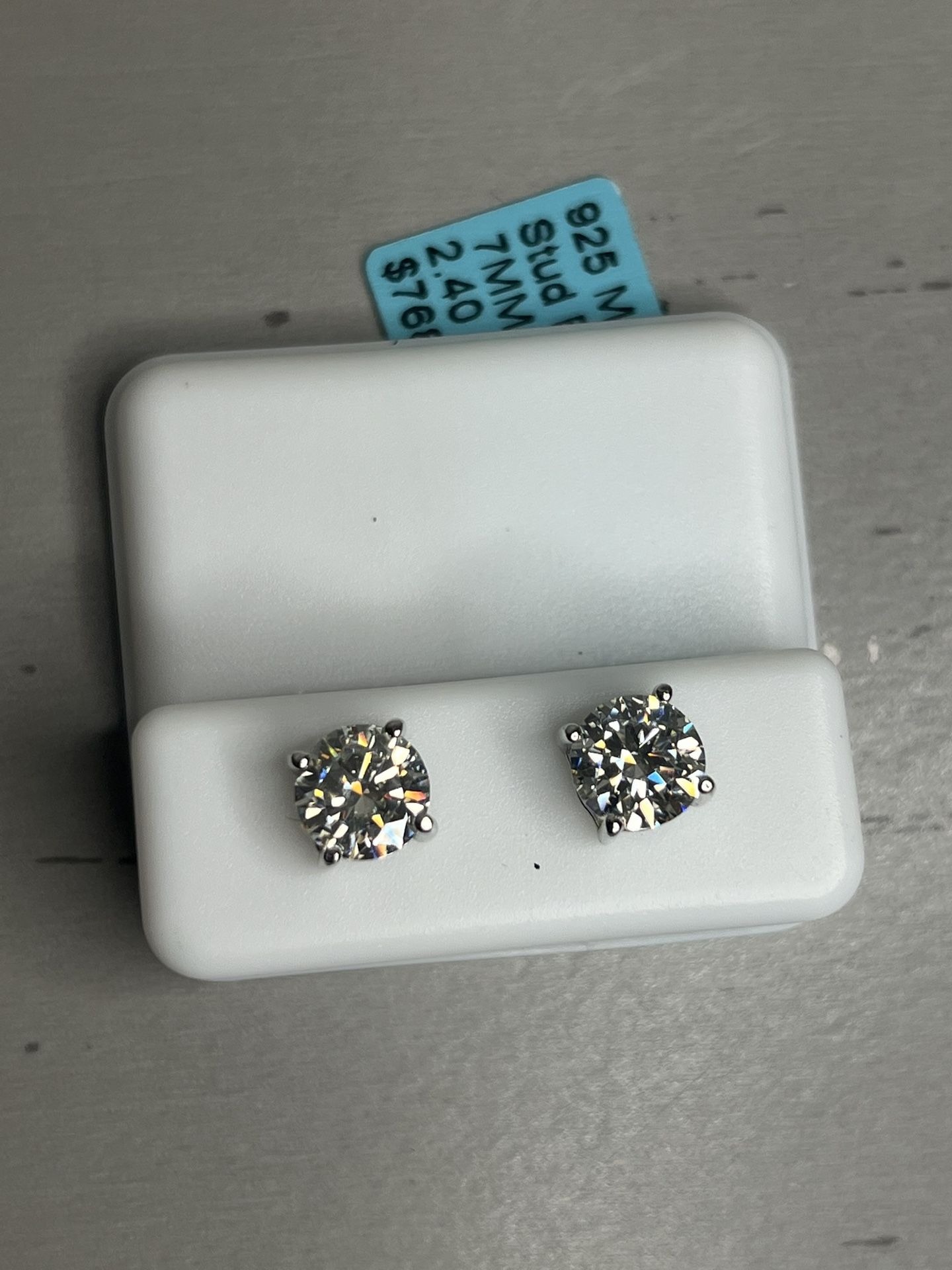 Sterling Sliver Moissanite Stud Earrings (7mm, 2.40 CTW, VVSD Color)