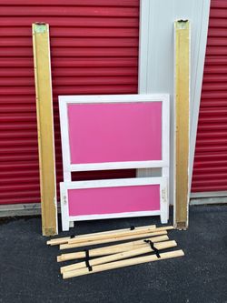 Child’s bed frame with box spring