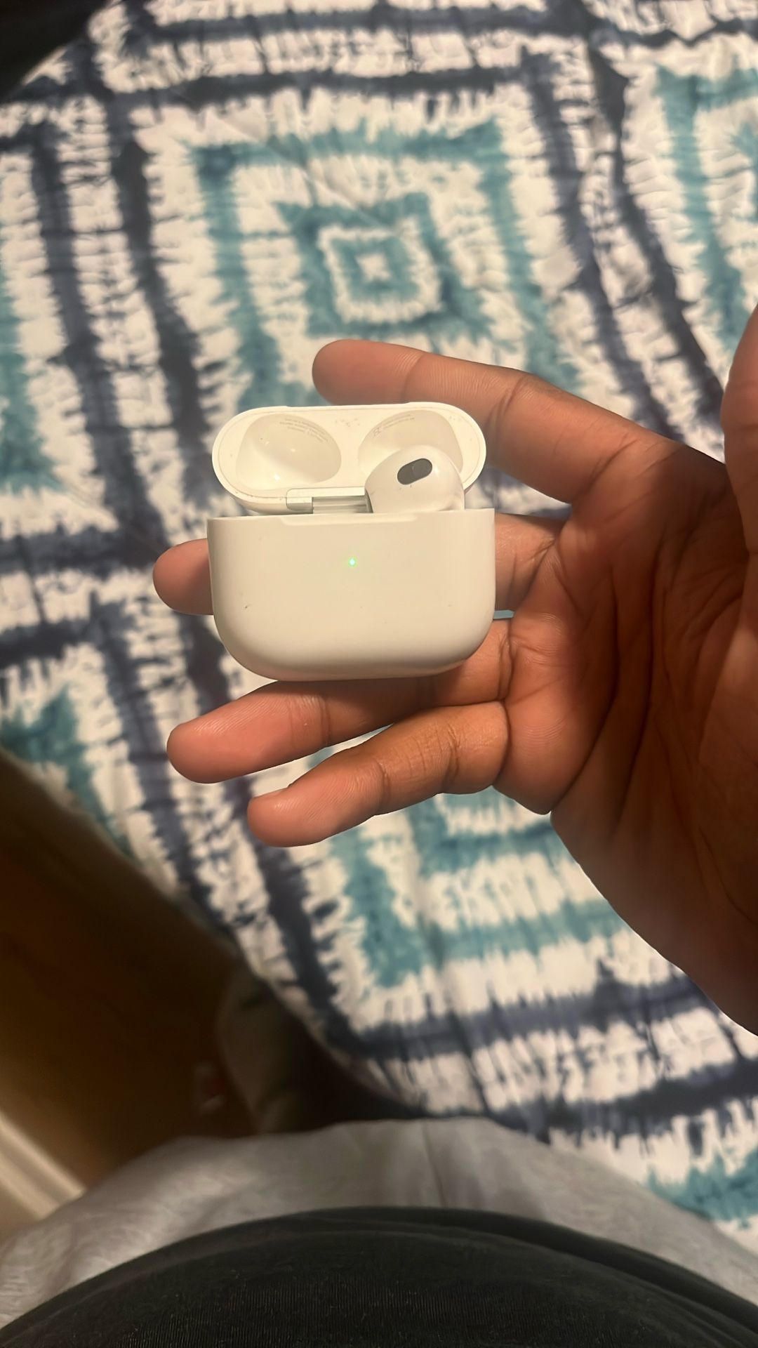 AirPods