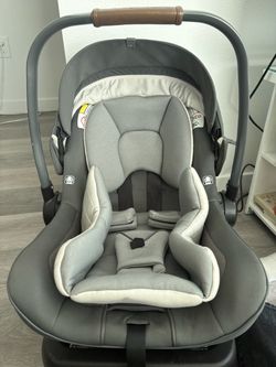 Nuna PIPA LX Infant Car Seat with Base