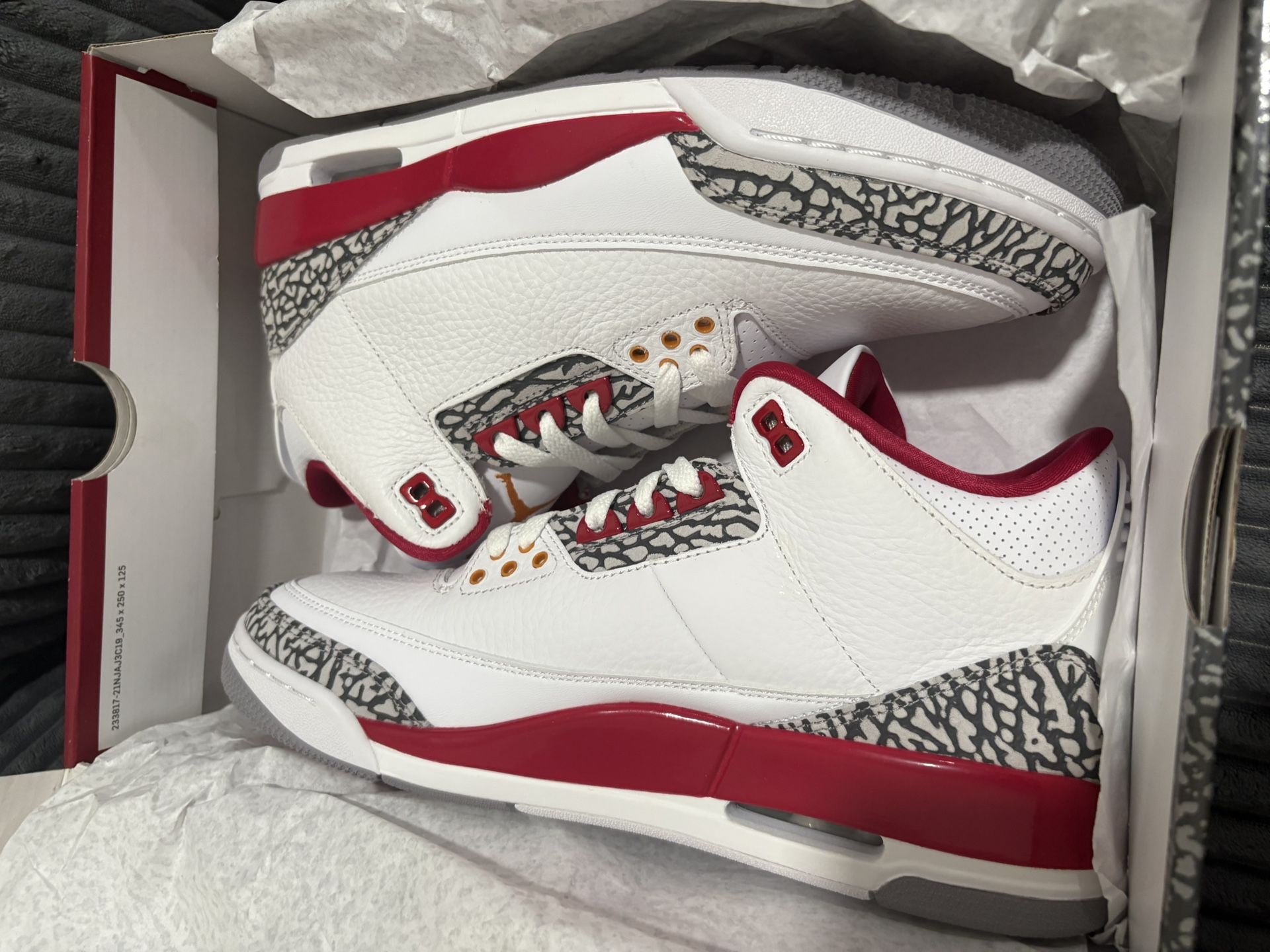 Air Jordan 3 Retros -Cardinal Red