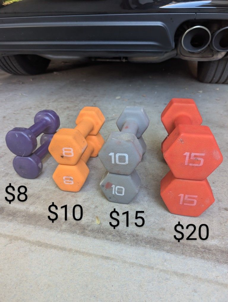 Dumbells 15lbs 10lbs 8lbs 3lbs