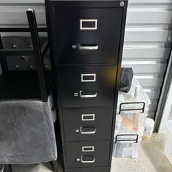 4 Drawer Filing Cabinet 