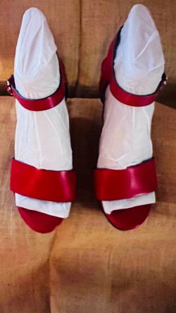 Tommy Hilfiger women’s size 8 shoes