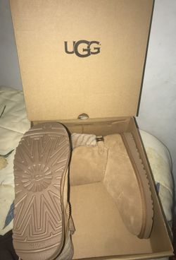 UGG BOOTS