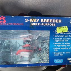 3 Way Breeder - Fish