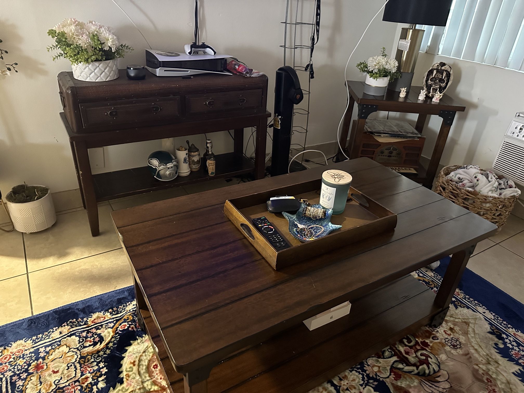 Coffee Tables 