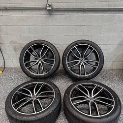 23" Staggered OEM Mercedes-Benz Wheels Rims Set of 4 23x9.5 & 23x11.5 5x112 + Tires