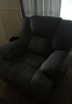 Great couch and recliner