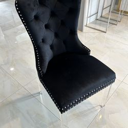 Set a four dining chairs, brand new