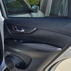 2020 Nissan Rogue Special Edition 