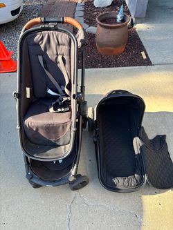 Mompush stroller with bassinet