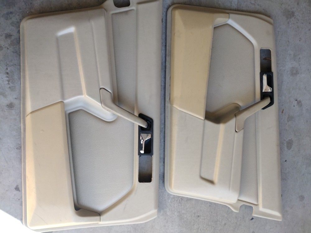 Mercedes Benz 190e Door Siding Fronts.