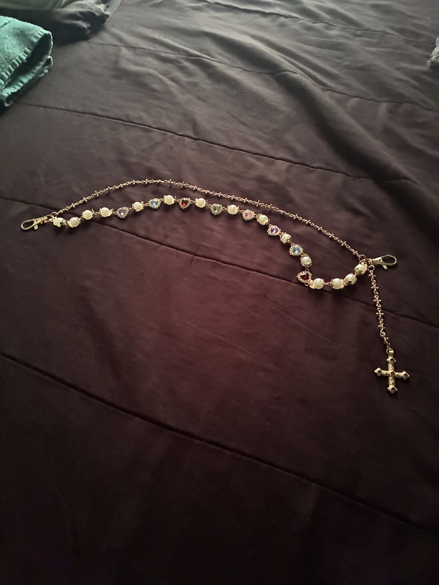 Elegant Heart-Shaped Gemstone Pants Chain with Cross Pendant