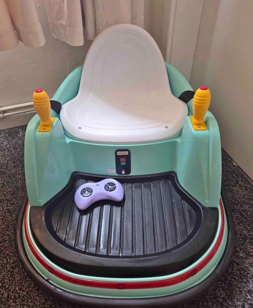 Bumper car