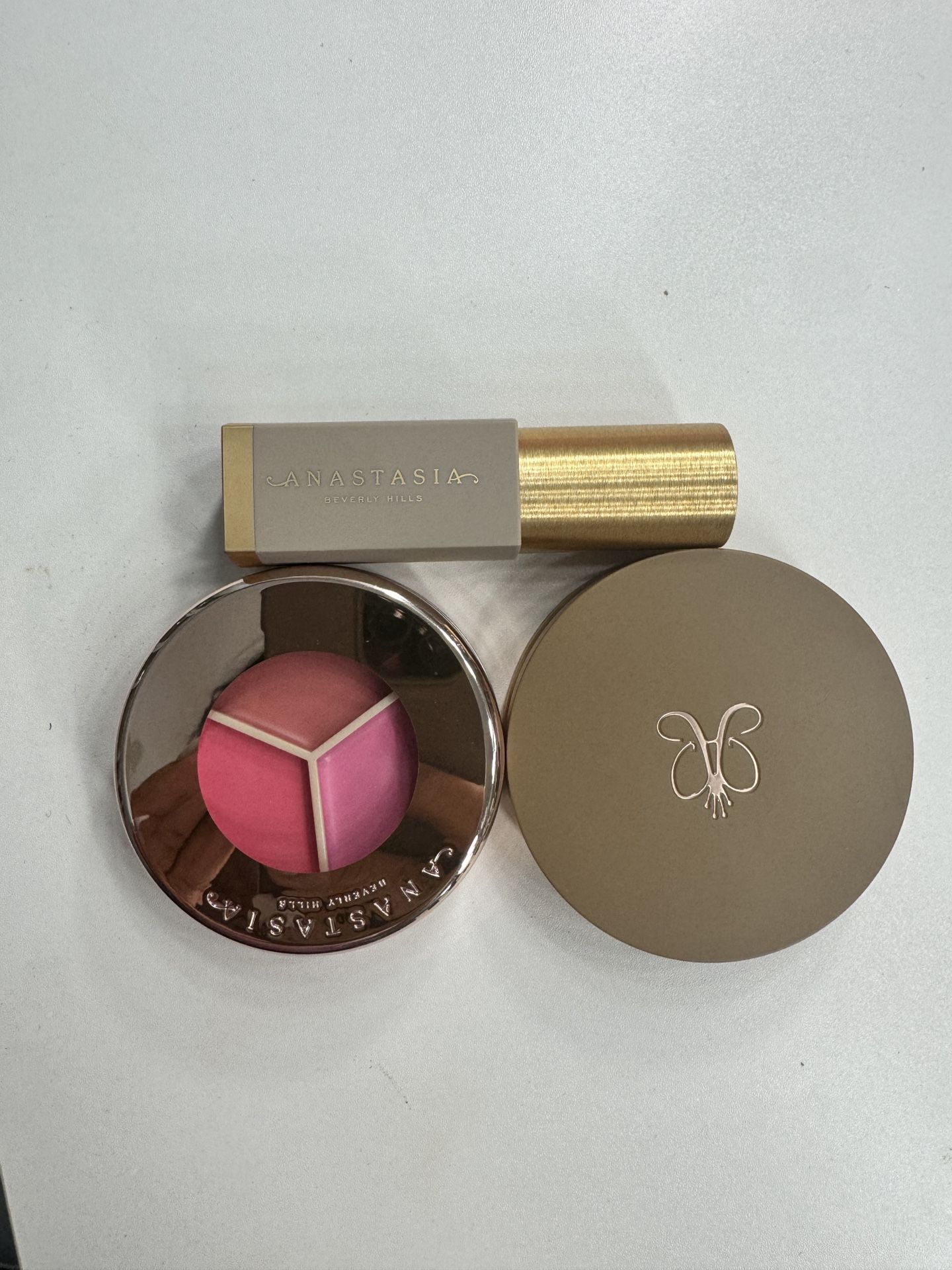 Blush, Contour And Bronze Anastasia / Makeup