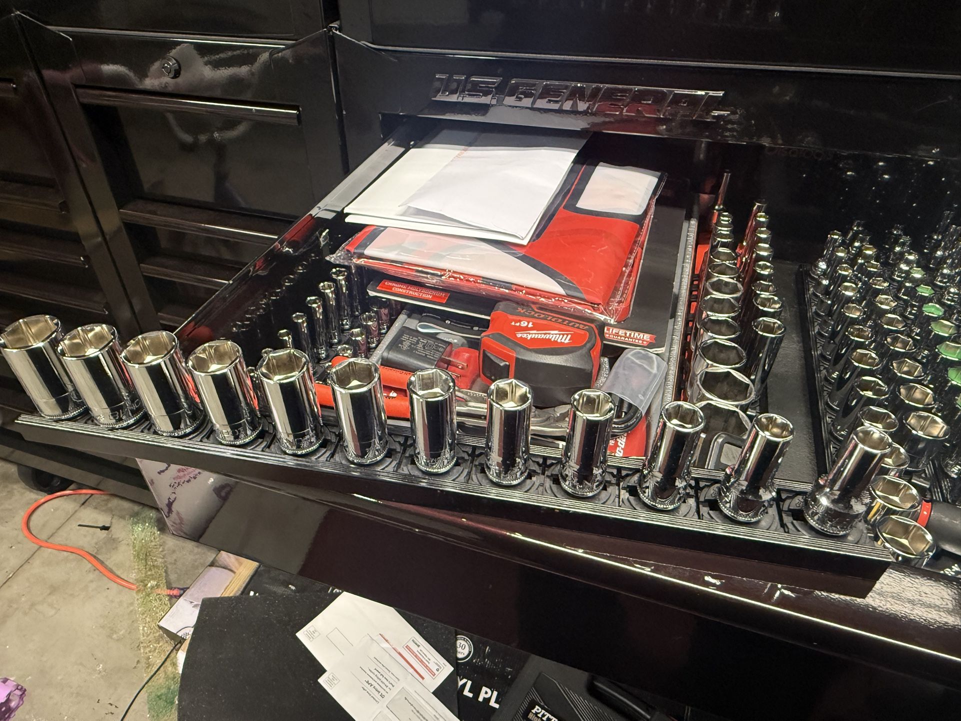 Icon 3/8 Semi Deep Metric Sockets