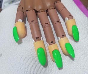 Uñas acrílicas
