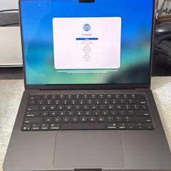 2025 MacBook Pro 14 Inch M5
