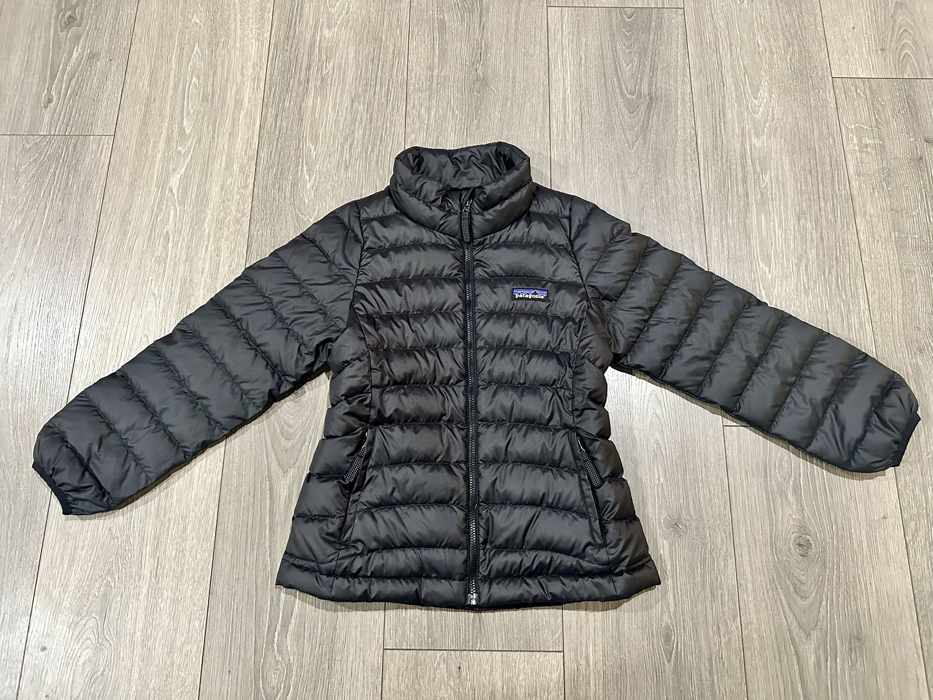 Patagonia Kids Down Sweater Jacket Size XS 5-6 In Black