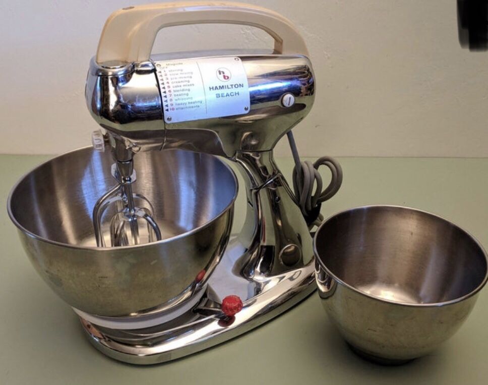 1938 Hamilton beach model K mixer with stainless bowls