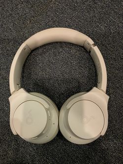 Noise Cancelling Headphones 