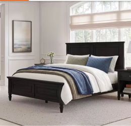 Avila Vintage Black Birch Wood Grain Solid Wood Frame Queen Platform Bed with Panel Headboard and Footboard