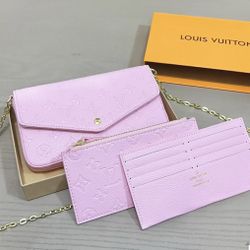 Luxuary bags🛍️sunglasses,hats🧢accessories 