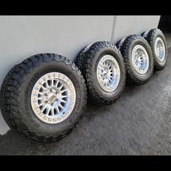 17" KMC IMS552 wheels/rims w- 33" Bfgoodrich KO2 tires