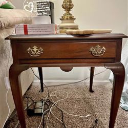 Pair of Queen Anne Cherry Wood End Tables