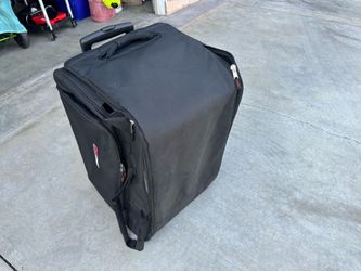 Gator PA DJ Speaker bag with wheels