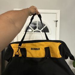 Dewalt  Bag ( Large )