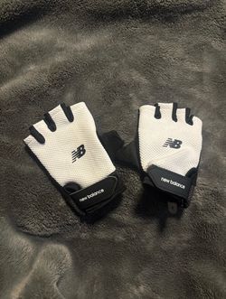 New Balance Women’s Fitness Gloves