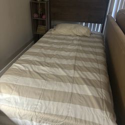 Twin Farmhouse Style Bed 