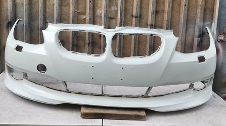 2011-2013 BMW 3 Series 328i xDrive Front Bumper Cover