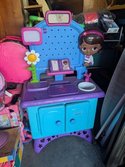 Doc Mcstuffings Dr Table