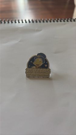 Disney pin