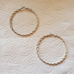 Aretes
